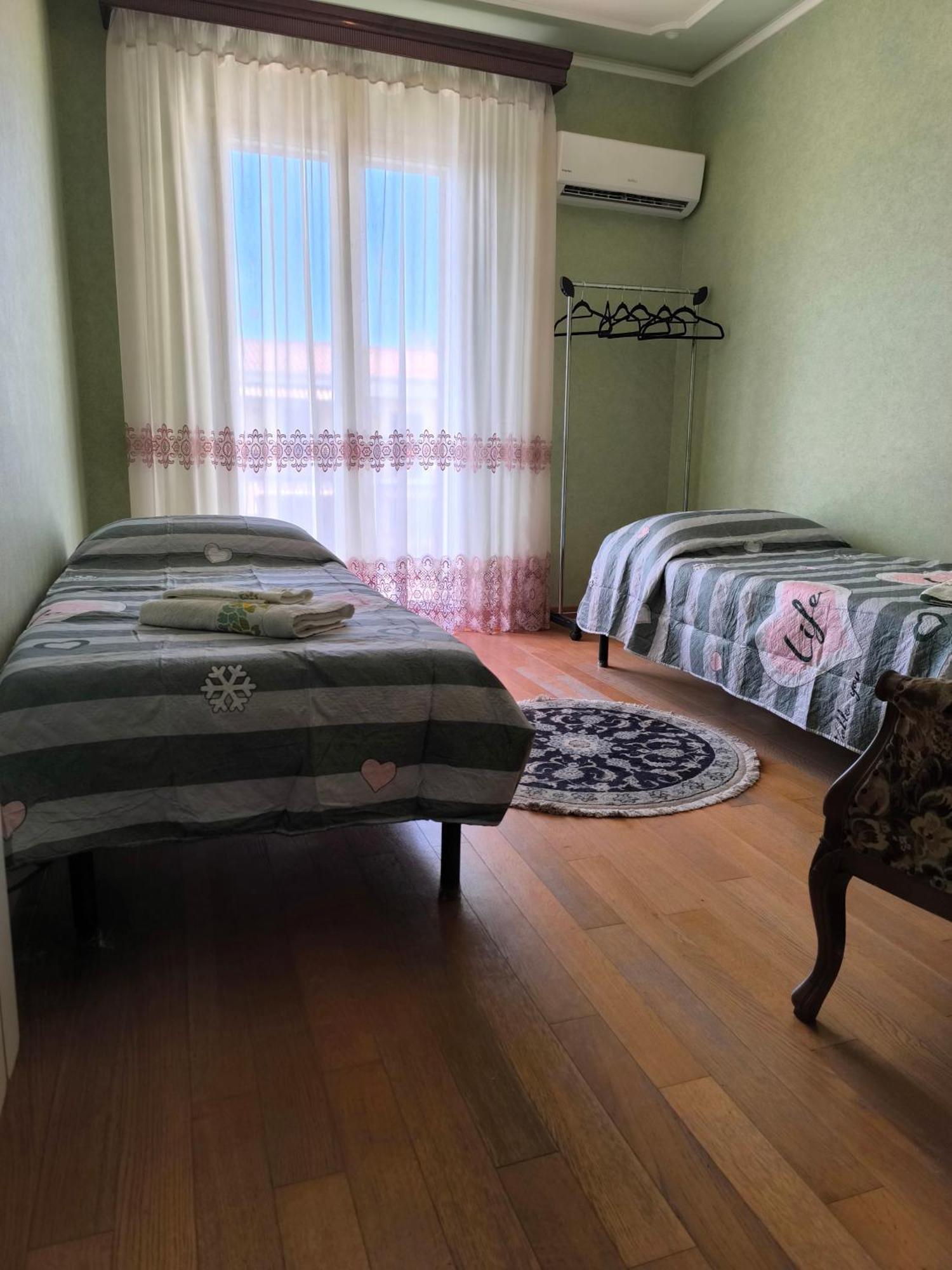 Bed & Breakfast Kalinka Bed & Breakfast Motta Sant'Anastasia Exterior photo